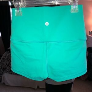 Lululemon booty shorts